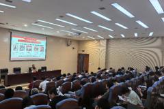 关心下一代：学百年治党经验 赓续银发薪火